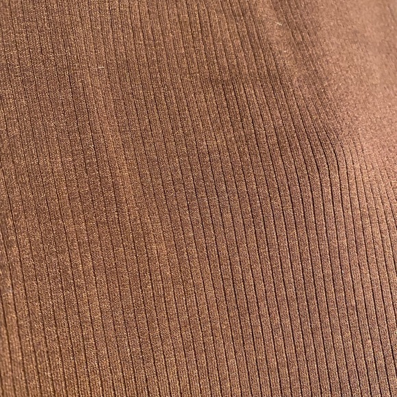 Brown crop top - Picture 4 of 5